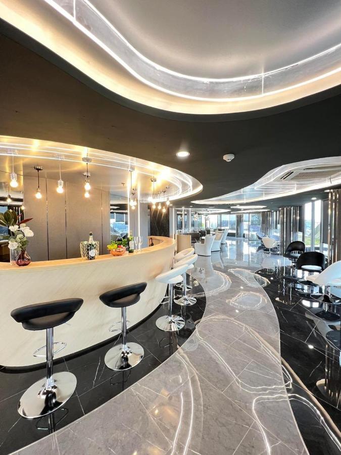 Oakwood Suites Tiwanon Bangkok Nonthaburi Ngoại thất bức ảnh